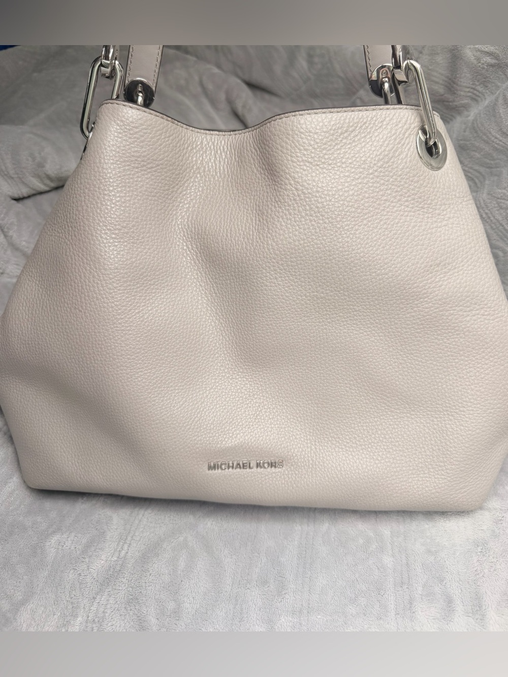 Michael Kors Raven Leather Shoulder Bag Gray Silver